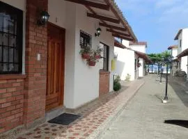 Espectacular cabaña en Coveñas - Sucre, Frente al mar!!!