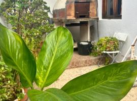 Casa Rural Teresita Entera Tranquila Llena de Bienestar, hotel in Güimar