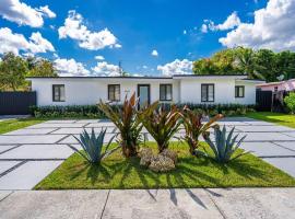 Casa De Miller, hotel com piscinas em Tamiami