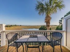 Bali Retreat: 180° Ocean and Hunting Island Deck Views