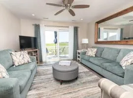 Newly Listed Immaculate Condo - Distant Ocean Views - Pool and Beach Access