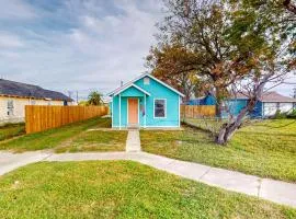 Summer Blues Bungalow