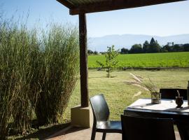 Finca la Falda - cabaña en el campo, hotel Cerrillosban