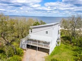 PRIVATE BEACH - Ocean Front on Coffin Point