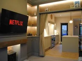 Cosy Renovated House in Warrington