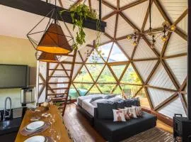 Freedome Domos e Chalés