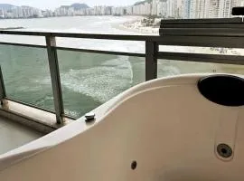 PÉ na Areia com Jacuzzi e Vista Incrível Para MAR!