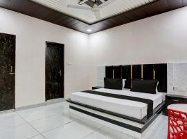 OYO Flagship Hotel A&S, hotel i Rohtak