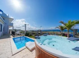 Crystal Villa ikema