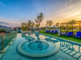 HOMA Phuket Town
