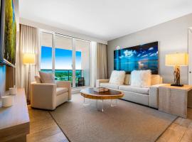 Luxurious Private Condo at 1 Hotel & Homes -1045, golfhótel á Miami Beach
