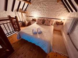 The Dog House, Mere, pet-friendly hotel in Mere