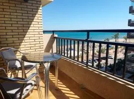 Apartamento en Primera línea con vistas al mar