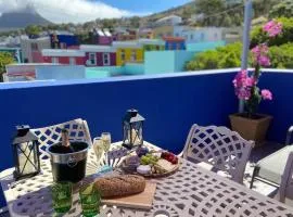 Modern city townhouse with rooftop terrace