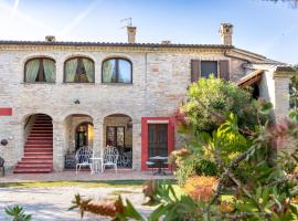 Agriturismo Corte Decia、Saludecioのホテル