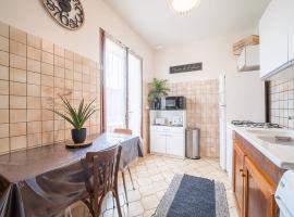 Maison F3 à Céret avec jardin, terrasses et climatisation, proche centre-ville - FR-1-703-96, hotel a Céret