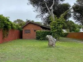 Casa comoda con extenso parque