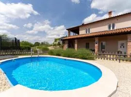 Casa Sara and Sasha near Motovun with private pool - pet friendly truffle paradise