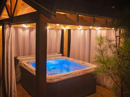 Luke Cabin Escape To Our Luxury Hot Tub Cabin, luksushotell i Chattanooga