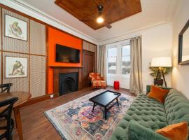 Central Apartments - Colonial, hotel in Blairgowrie