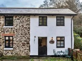 Finest Retreats - The Lodge at The Cridford Inn