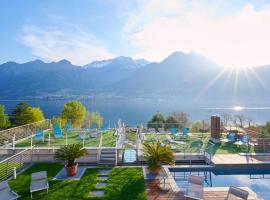 Bellagio Village- 4 Apartments by the lake - Seasonal Warm Pool and Sauna、Oliveto Larioのホテル