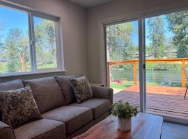 Deluxe Cabin 1 - Rogue River Resort ชาเลต์ในแกรนท์พาส