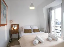 Heavenly & Cozy Parisian Flat - Place Voltaire