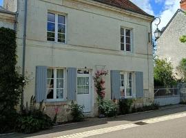 La belle de Ronsard, hotel amb aparcament a Chédigny