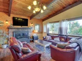Pet-Friendly Washington Retreat with Hot Tub and Deck!