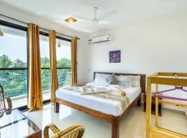 Apricot Homestays
