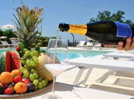 Seiterre Agriturismo Tenuta San Leone, luxusní kemp v destinaci Valeggio sul Mincio