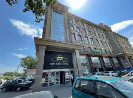 Zolotoi Drakon Hotel, bed and breakfast en Almaty