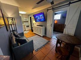 Cottage in Stock Island, hotel en Key West