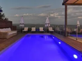 THE ALTA GALILEA - 2BRM WITH POOl/Amazing view/Gakuzi