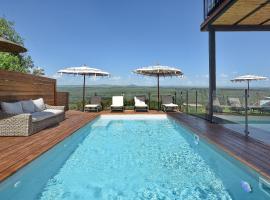 Mishmār Hāyardin에 위치한 호텔 THE ALTA GALILEA - 2BRM WITH POOl/Amazing view/Gakuzi