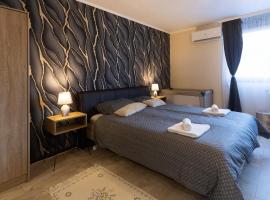 T - Polis, hotel v destinaci Subotica