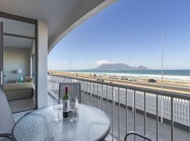 Witsand 102 by HostAgents, four-star hotel in Bloubergstrand