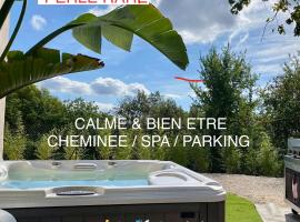 Villa Jacuzzi Calme & Elegance - Prox Mer - Clim & Cheminée - Parking, hotel with jacuzzis in Cagnes-sur-Mer