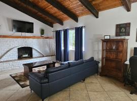 Horse Ranch Home 5 room 2.5 bath, hotel cerca de Campo de Golf Sunset Park Disc, Las Vegas