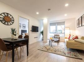 Lotus - Sleeps 5, Hotel in Bracknell