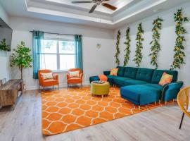 Citrus Cottage: Comfy - Hwy 10 - Peaceful Retreat, cabaña o casa de campo en Tallahassee