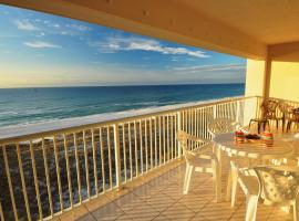 Absolute Gulf Front, superb view, balcony, pool, grill, free wifi, parking,cable, hotel in Navarre