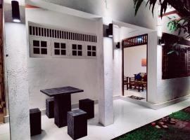 Araliya Uyana Residencies Colombo - Entire House with Two Bedrooms, hotell i Colombo