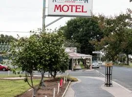 Avon River Inn