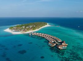 Avani+ Fares Maldives Resort，芭環礁的度假村