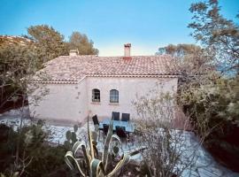 Magnifique Villa climatisé avec vue mer Ref Villa Les Calanques, hotel em Agay - Saint-Raphaël