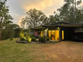 Somewhere Unique, cottage ở Wollombi