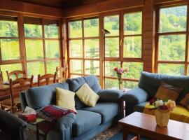 CASA TABLADO HELENA, cabin in Belmonte de Miranda