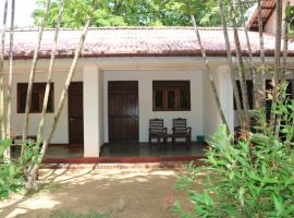 Polonnaruwa Holiday Inn, hotel em Pollonaruva